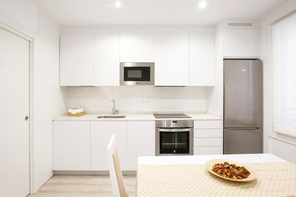 Piso En El Centro De Bilbao, Frente A La Alhondiga Apartment ภายนอก รูปภาพ