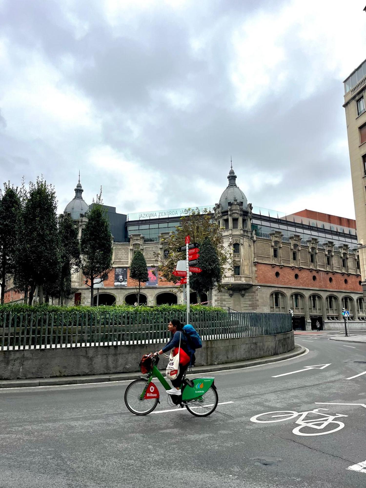 Piso En El Centro De Bilbao, Frente A La Alhondiga Apartment ภายนอก รูปภาพ